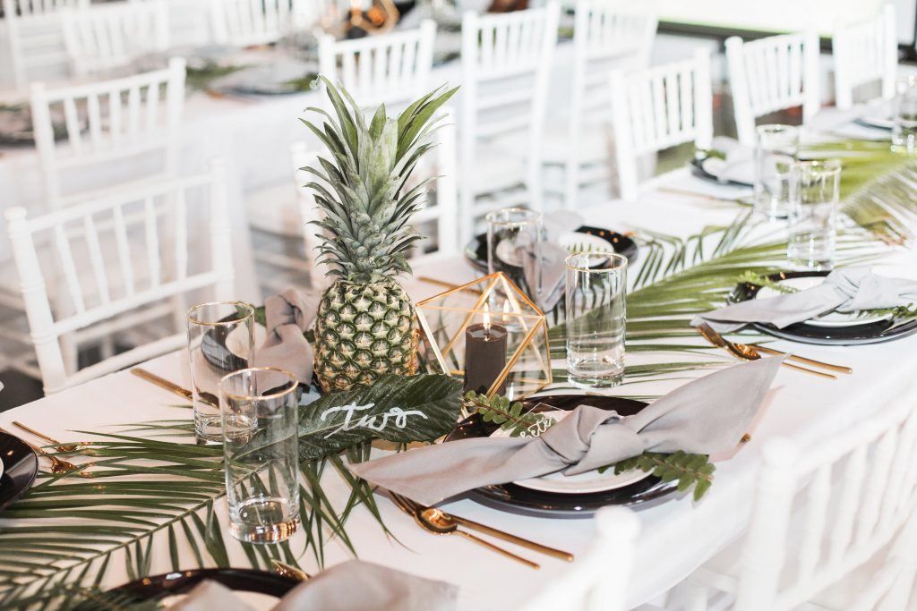tropical theme 30th birthday chic party ideas table decor centerpieces modern