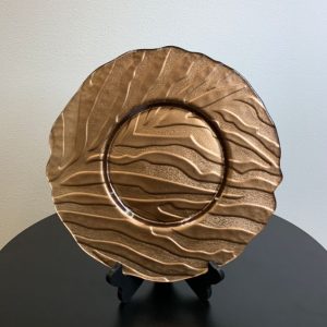 GLASS CHARGER PLATE BROWN RIPPLE