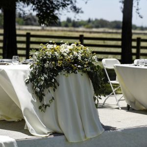 Round Ivory Tablecloth 132" Polyester