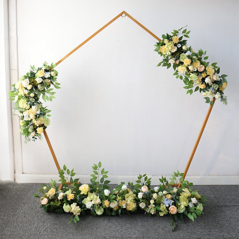 Pentagon Arch_w.Decor