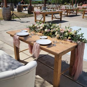 Natural Sweetheart Table