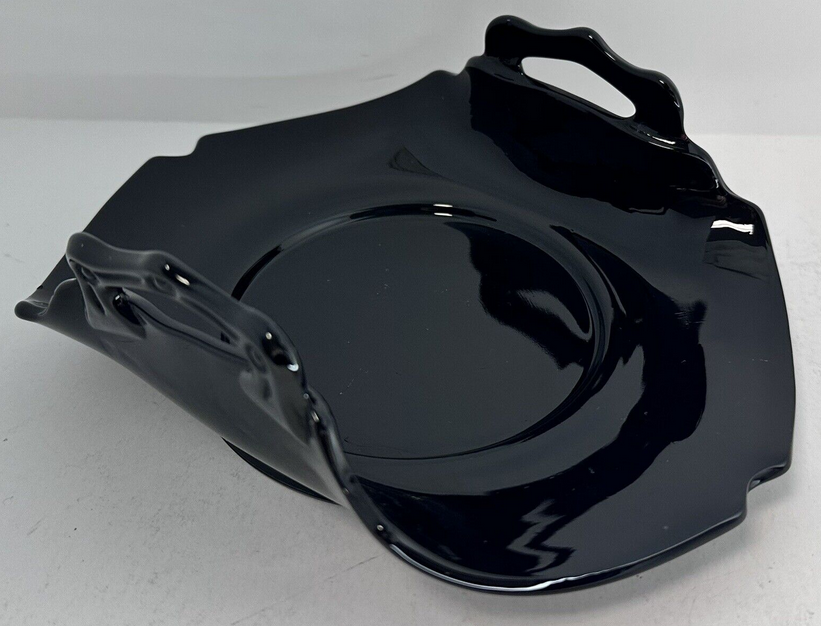 BlackBonBonDish01 BlackBonBonDish01