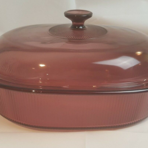 Pyrex Bakeware Cranberry Dutch Oven Roaster w/lid 4Qt.