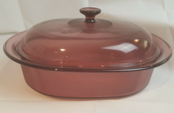 PyrexCranberryDutchOvenOval02