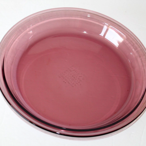 Pyrex Bakeware Cranberry Pie Plate Dish 9"