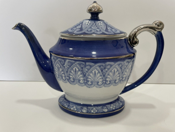 BombayTeapotBlueWhitePlatinumArabesque06 BombayTeapotBlueWhitePlatinumArabesque06