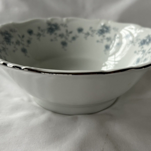Johann Haviland Blue Garland Round Serving Bowl 8.5" x 4" tall