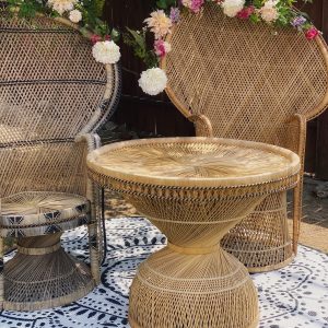 Round Peacock Sweetheart Table